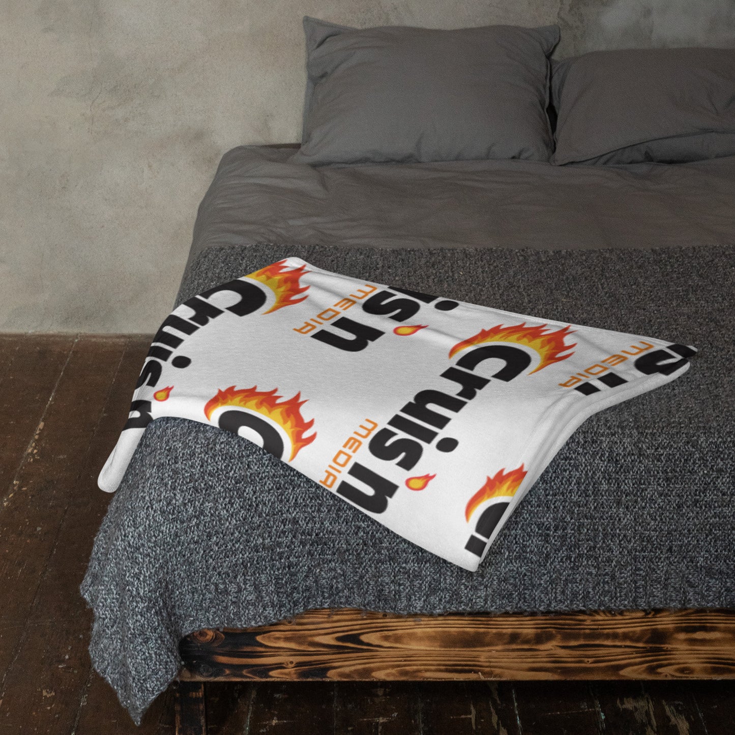 Cruis'n Media Throw Blanket
