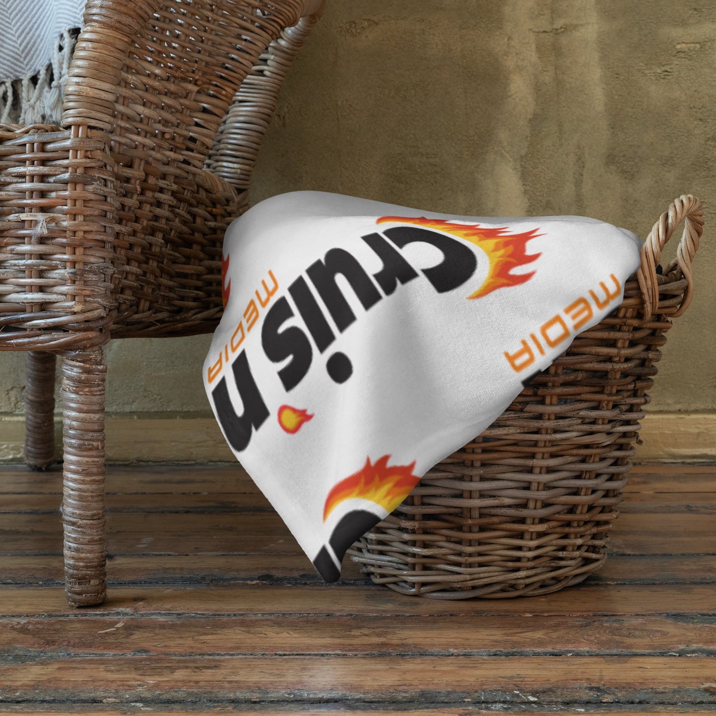 Cruis'n Media Throw Blanket